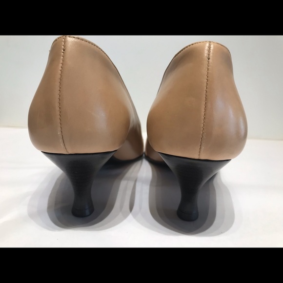 Gianni Ferrante 🇮🇹 nude pump with buckle detail - Picture 3 of 4